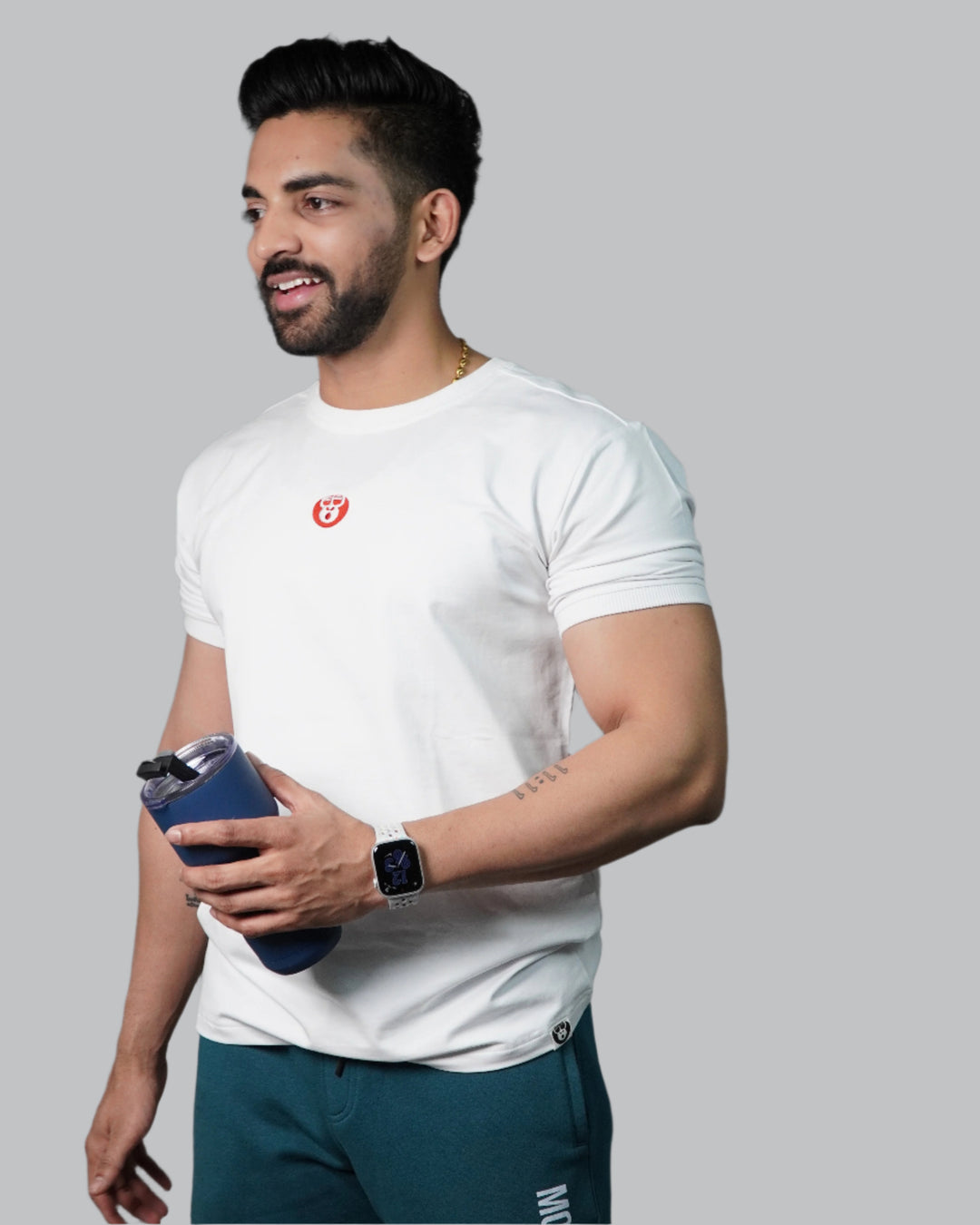 Classy White Tee Hammo