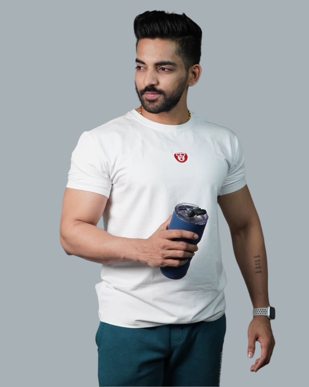 Classy White Tee Hammo